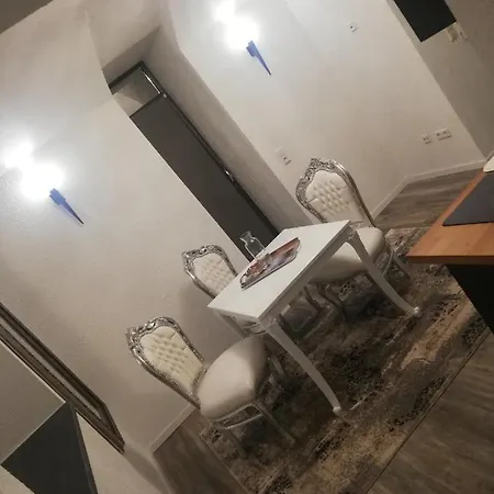 Ferienwohnung Hechingen Апартаменты *